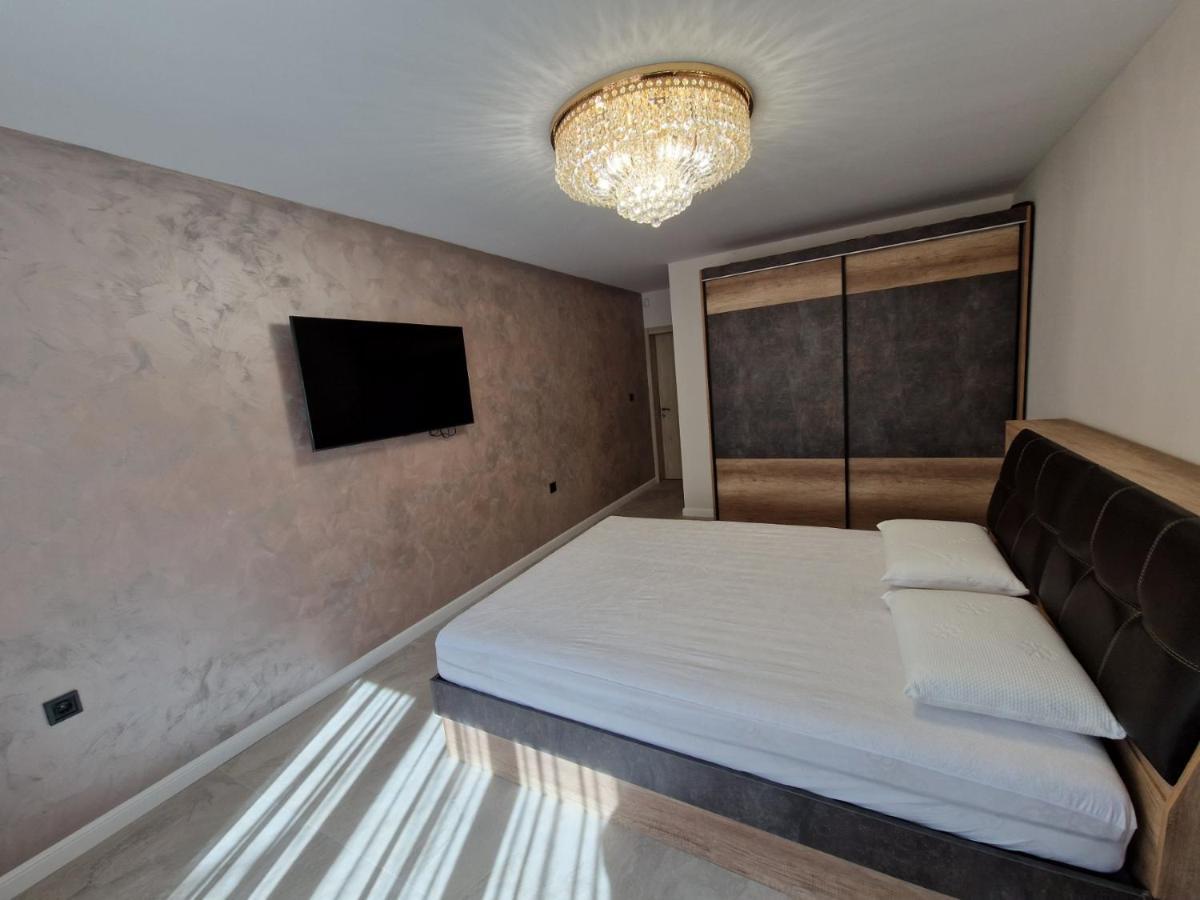 Apartament Sevi *