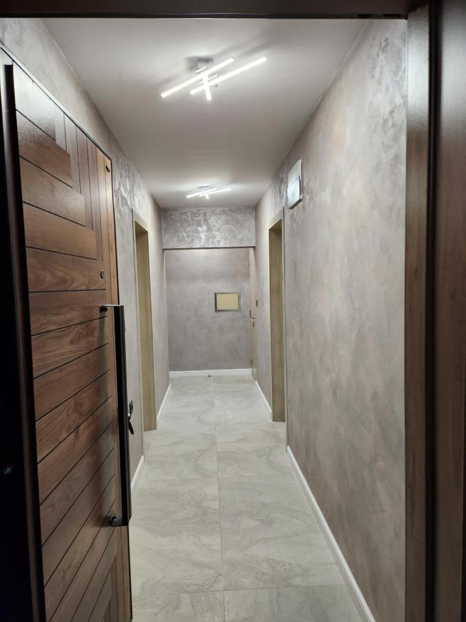 Apartament Sevi *