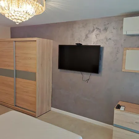 Top Apartment Sevi Varna Exterior photo